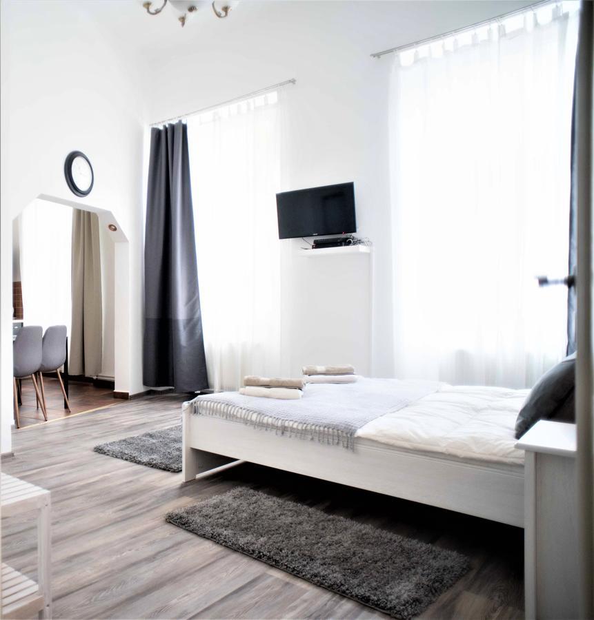 Castle Trees Apartment 부다페스트 외부 사진