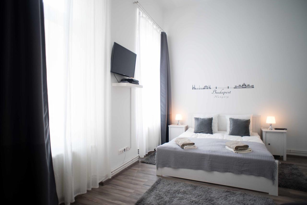 Castle Trees Apartment 부다페스트 외부 사진